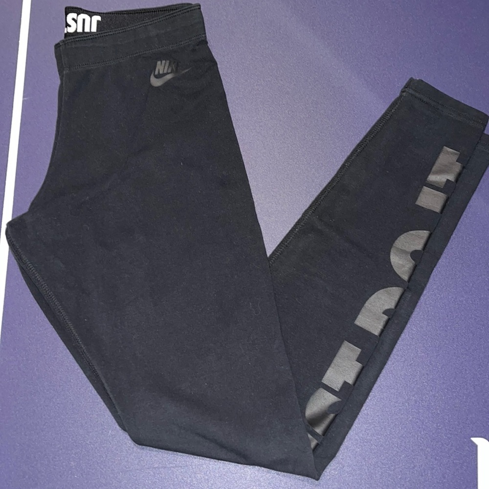 Nike just do it leggings, size small, worn only once, like new condition